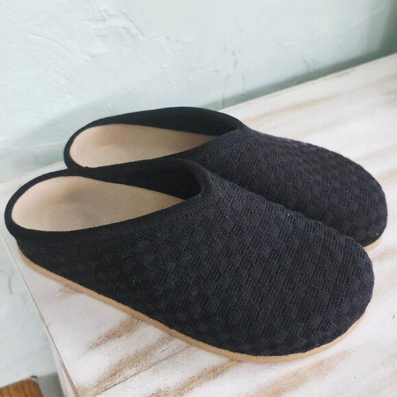 Barely Worn! Rothy's Casual Clogs in Black Sand - Picture 1 of 2